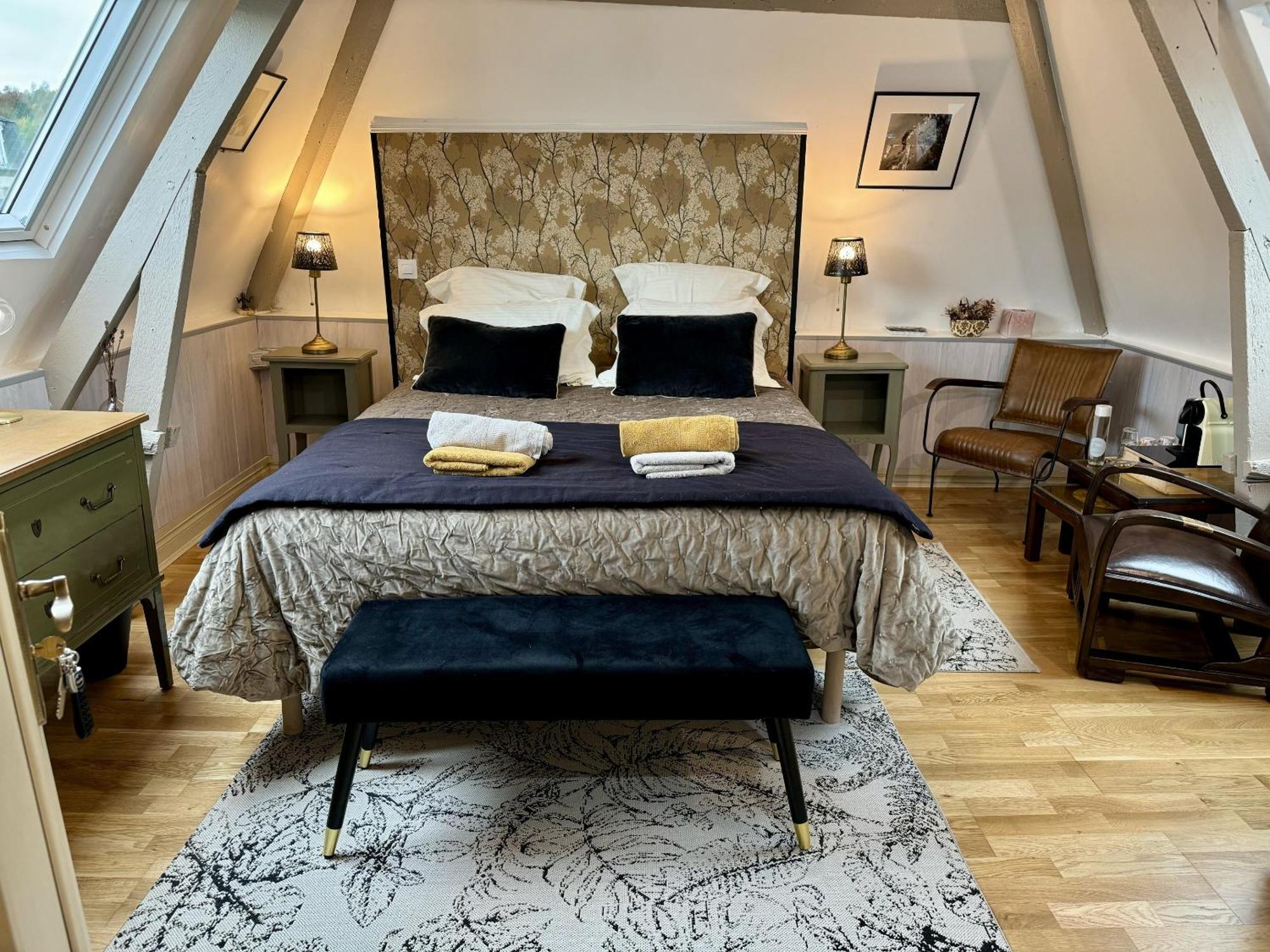 Honfleur, Entre Terre & Estuaire Bed & Breakfast La Riviere-Saint-Sauveur Room photo